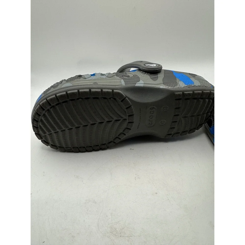 Crocs Classic Camo Blue Gray Clog Sandals Shoes kids Size 13 - Picture 4 of 6